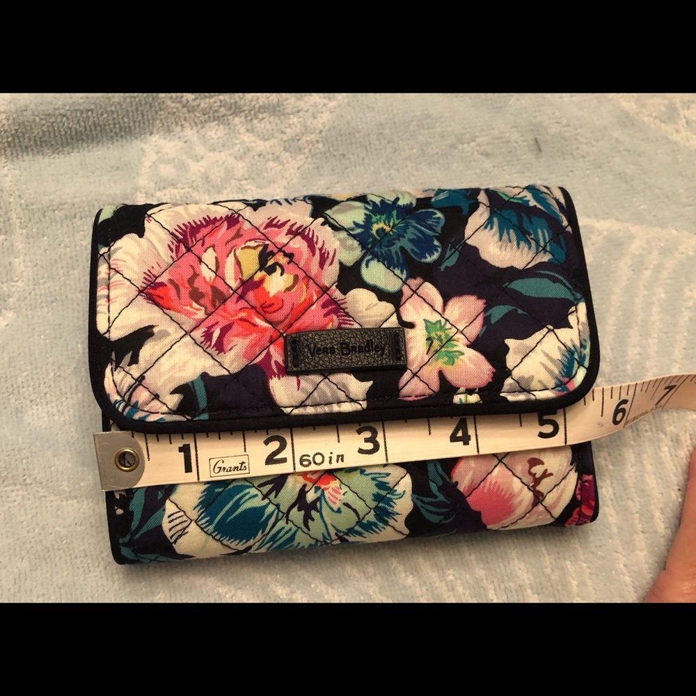 Vera Bradley Floral TrI-Fold Wallet